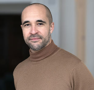 Antonio Moll